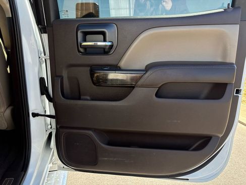 Used 2016 GMC Sierra 2500 Denali w/ Duramax Plus Package image 28