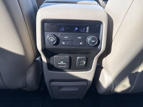 Used 2019 GMC Acadia Denali w/ LPO, Floor Liner Package image 13