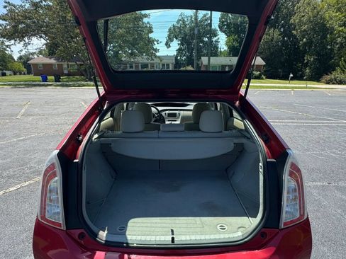 Used 2014 Toyota Prius Three FWD image 19