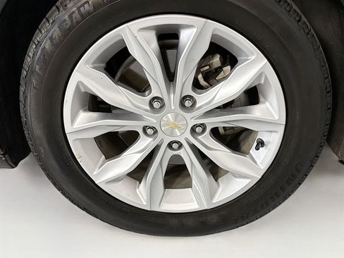 Used 2020 Chevrolet Malibu LT FWD image 32