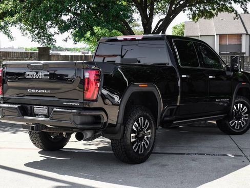 Used 2024 GMC Sierra 2500 Denali Ultimate w/ Max Trailering Package AWD/4WD image 16
