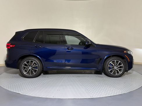 Certified 2024 BMW X5 xDrive40i w/ M Sport Package AWD/4WD image 7
