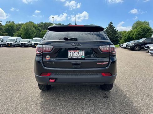 Used 2018 Jeep Compass Trailhawk w/ Leather Interior Group AWD/4WD image 6