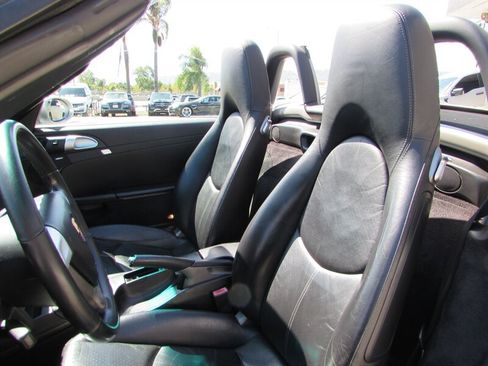 Used 2005 Porsche Boxster RWD image 14