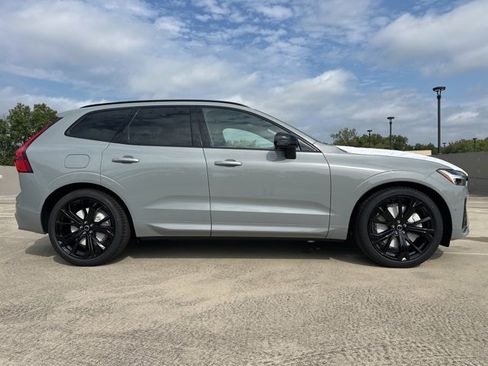 New 2026 Volvo XC60 B5 Ultra w/ Climate Package image 8