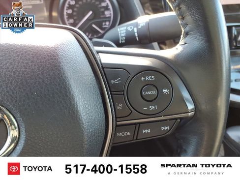 Used 2024 Toyota Camry SE image 17