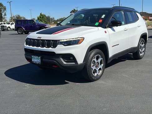 Used 2022 Jeep Compass Trailhawk w/ Trailhawk Elite Group AWD/4WD image 7