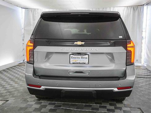 New 2026 Chevrolet Suburban LS RWD image 7