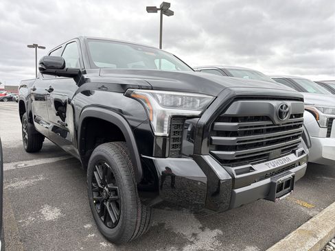 New 2026 Toyota Tundra Limited AWD/4WD image 2