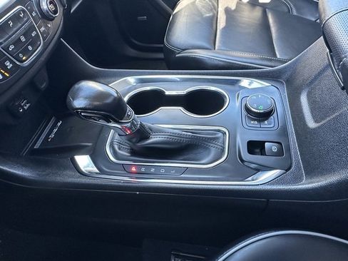 Used 2021 Chevrolet Traverse High Country w/ LPO, Floor Liner Package image 34