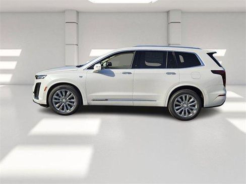 New 2025 Cadillac XT6 Premium Luxury w/ Technology Package image 2