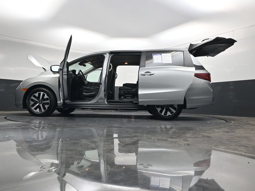 Used 2025 Honda Odyssey EX-L image 52