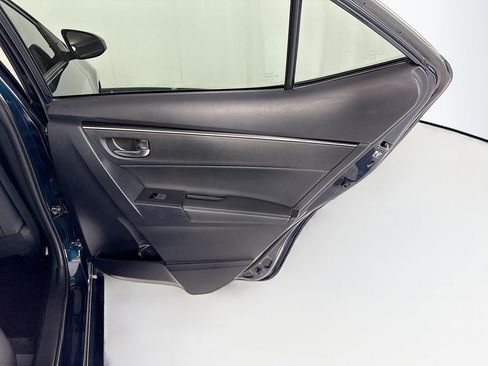 Used 2017 Toyota Corolla XLE FWD image 27