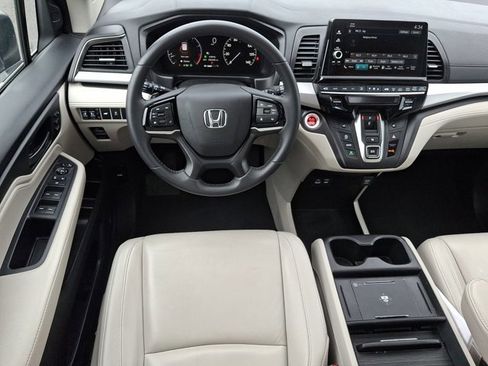 Used 2025 Honda Odyssey EX-L image 12