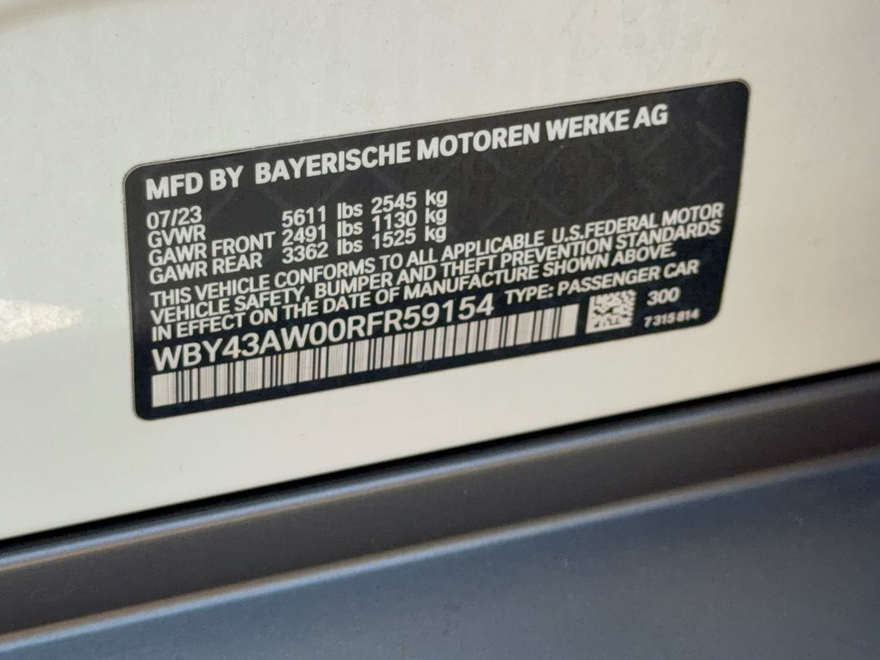 Used 2024 BMW i4 eDrive35 w/ Premium Package RWD image 31