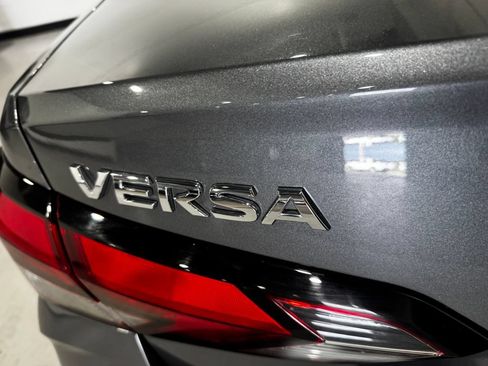 Used 2025 Nissan Versa SV FWD image 30
