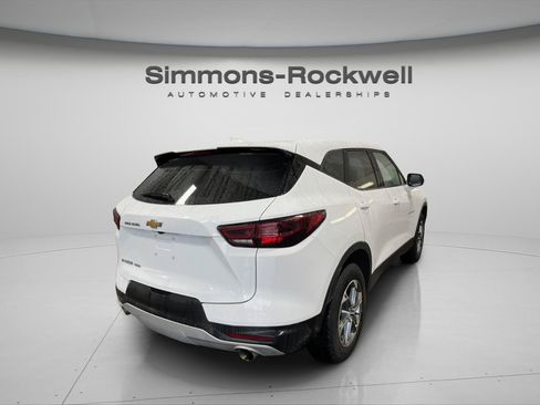 Used 2025 Chevrolet Blazer LT AWD/4WD image 6