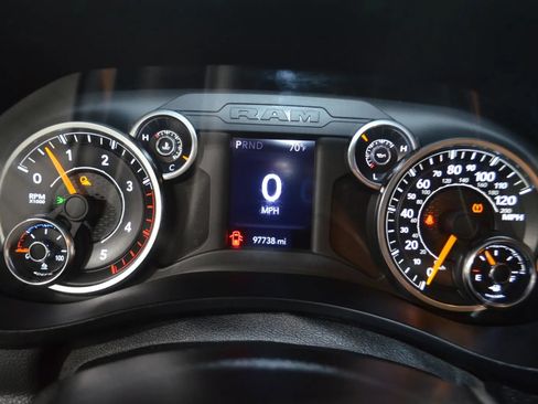 Used 2020 RAM 2500 Big Horn image 34