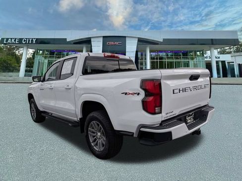 Used 2024 Chevrolet Colorado LT w/ LT Convenience Package III AWD/4WD image 5
