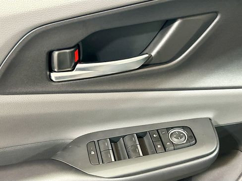 New 2026 Toyota Prius XLE FWD image 15