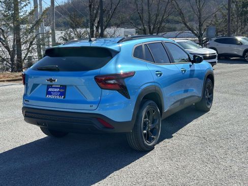 New 2026 Chevrolet Trax LT w/ Driver Confidence Package image 3