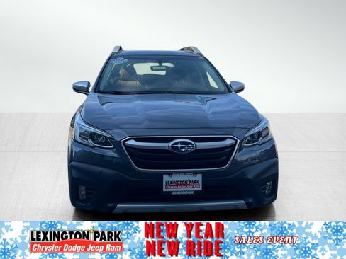 Used 2021 Subaru Outback Touring XT image 5