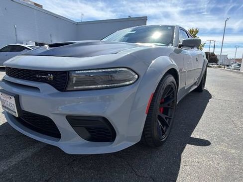 Used 2022 Dodge Charger Scat Pack RWD image 9