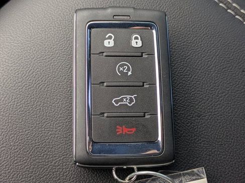 New 2025 Jeep Grand Cherokee L Limited w/ Black Appearance Package image 25