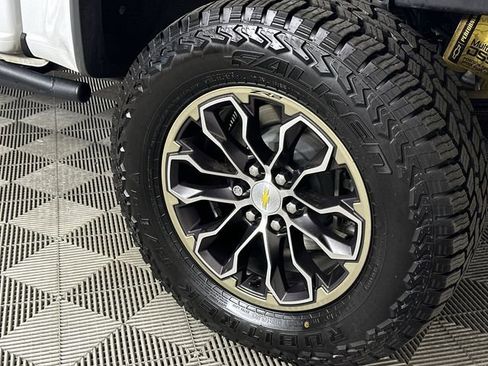 Used 2021 Chevrolet Colorado ZR2 AWD/4WD image 32