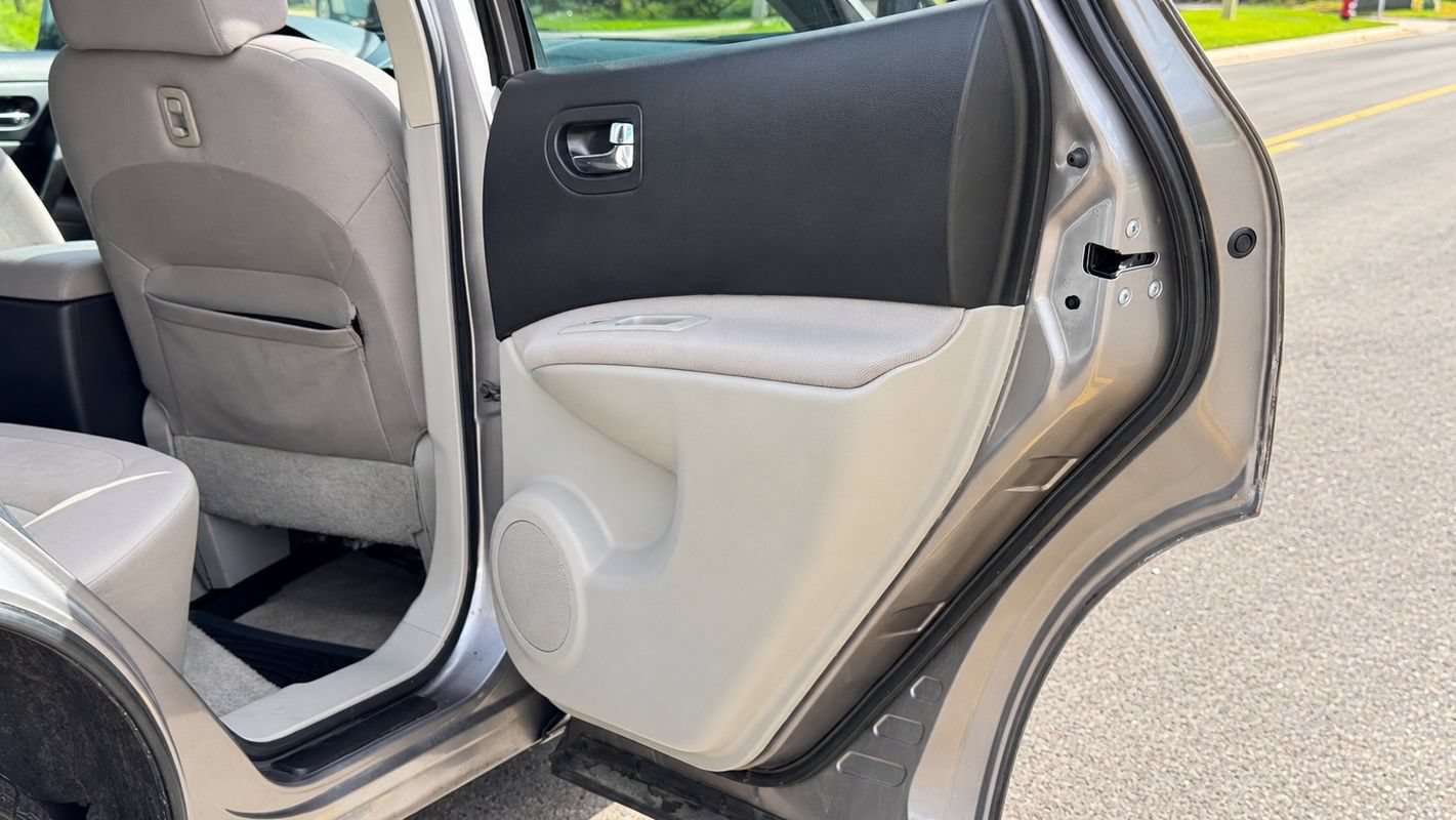 Used 2010 Nissan Rogue S w/ 360 Degree Value Pkg AWD/4WD image 20