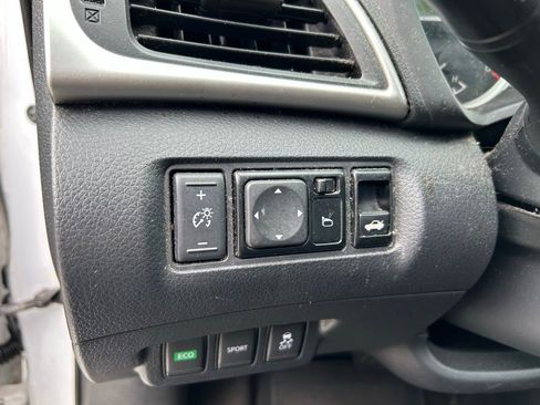 Used 2018 Nissan Sentra S image 17