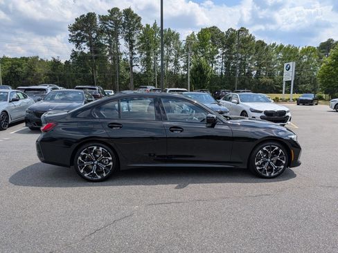 New 2026 BMW 330i Sedan w/ M Sport Package RWD image 2