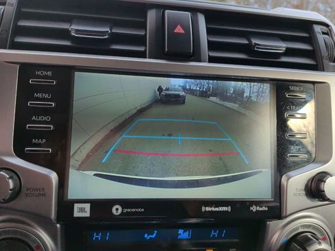 Used 2020 Toyota 4Runner Limited image 25