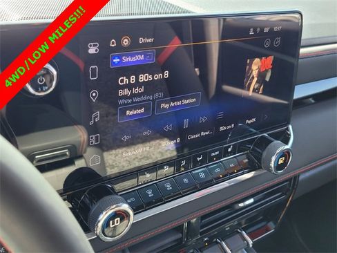 Used 2024 Chevrolet Colorado Z71 w/ Z71 Convenience Package 2 image 18