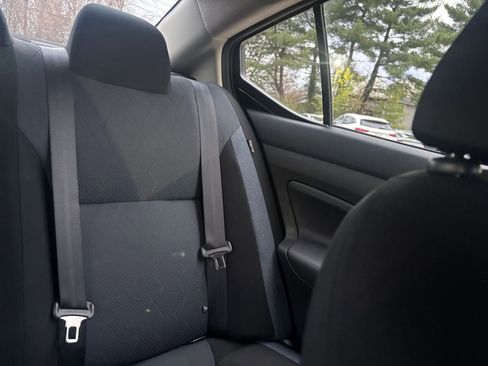 Used 2025 Nissan Versa SV image 35