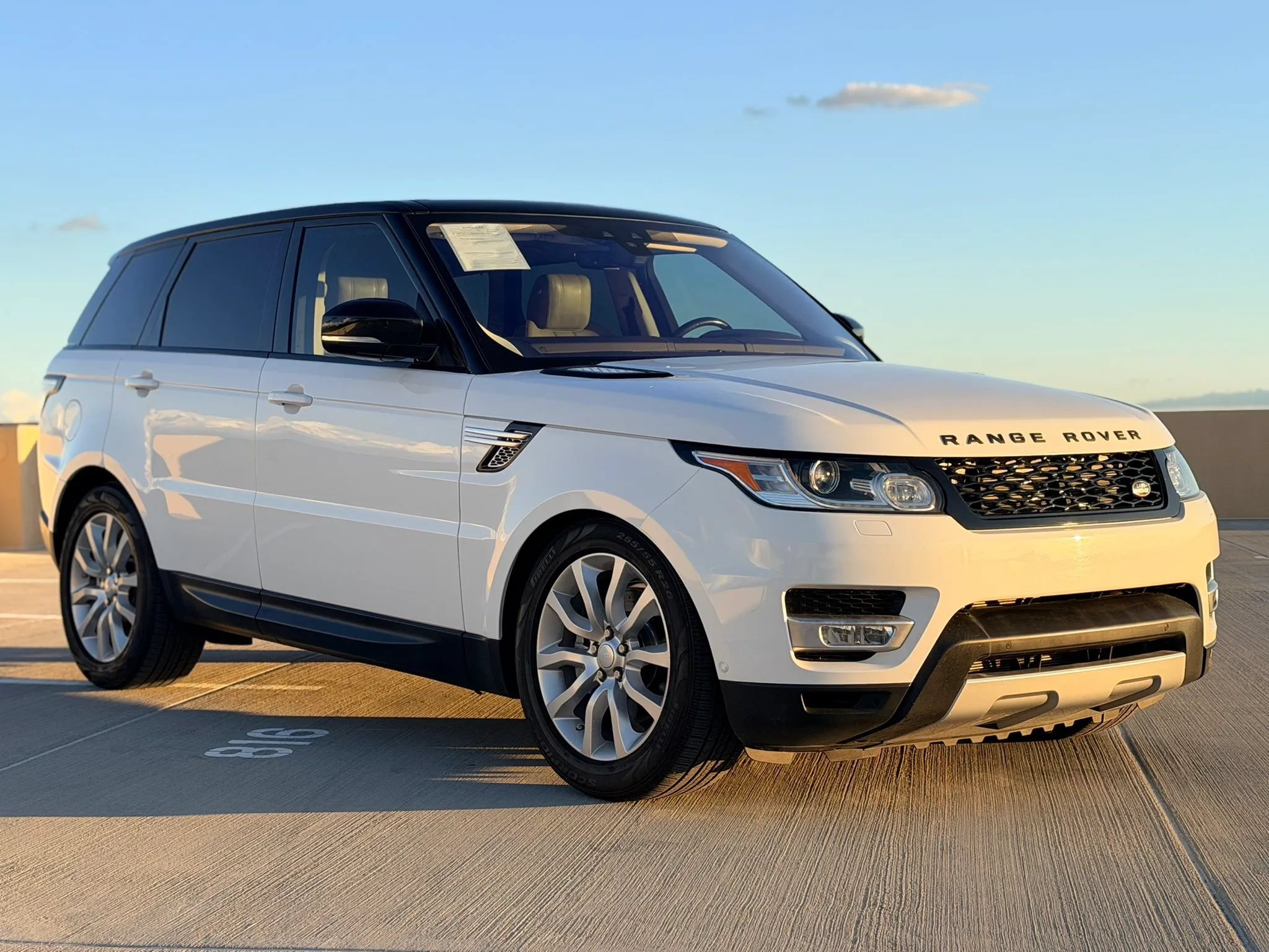 Used 2017 Land Rover Range Rover Sport HSE AWD/4WD image 2