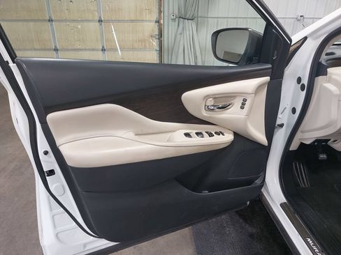 Used 2020 Nissan Murano Platinum w/ Cargo Package AWD/4WD image 28