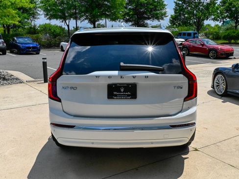 Used 2025 Volvo XC90 T8 Ultra w/ Protection Package Premier AWD/4WD image 6