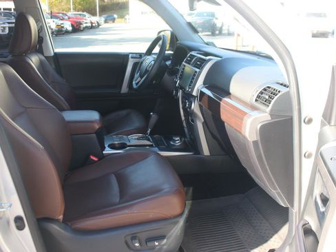 Used 2022 Toyota 4Runner Limited image 31