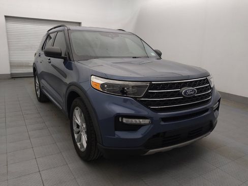 Used 2020 Ford Explorer XLT w/ Equipment Group 202A image 13