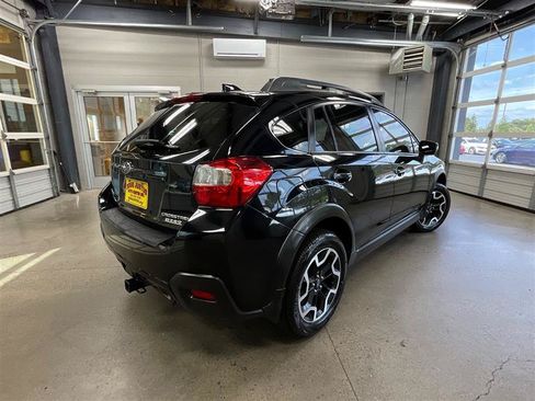 Used 2016 Subaru Crosstrek 2.0i Premium AWD/4WD image 5