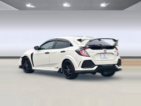 Used 2018 Honda Civic Type R image 3