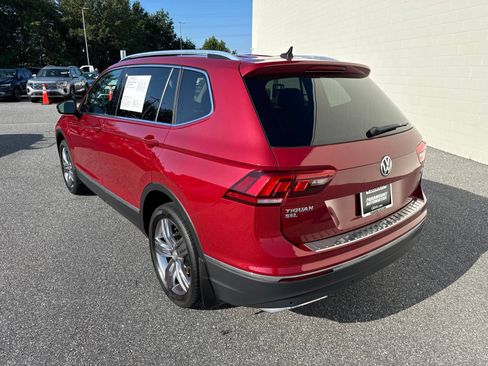 Used 2019 Volkswagen Tiguan SEL Premium AWD/4WD image 5