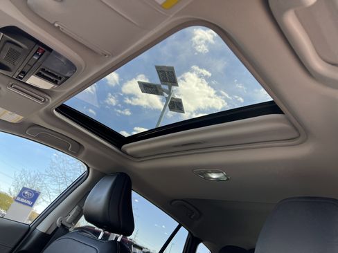 Used 2025 Subaru Crosstrek 2.5i Limited w/ Popular Package #3A image 6