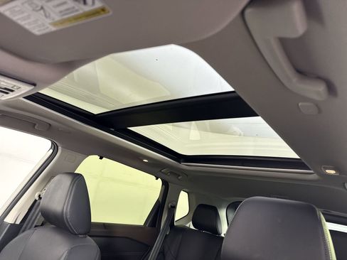 Certified 2023 Nissan Rogue Platinum image 19