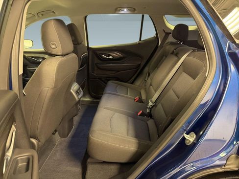 Used 2023 GMC Terrain SLE w/ Driver Convenience Package FWD image 14