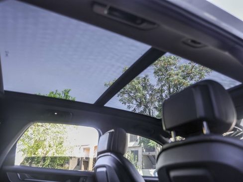 Certified 2024 Porsche Cayenne image 38