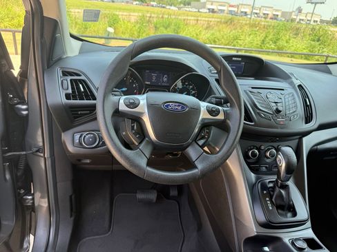 Used 2014 Ford Escape S FWD image 12