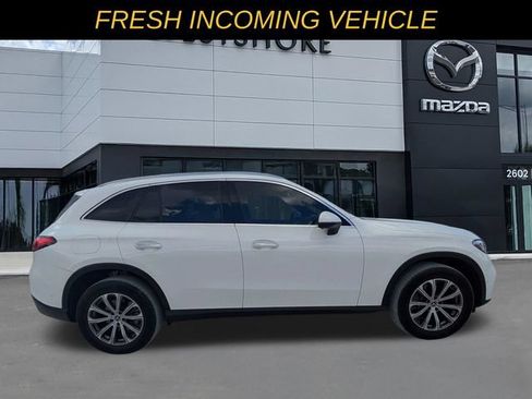Used 2023 Mercedes-Benz GLC 300 image 2