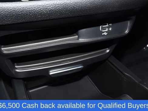 New 2026 Chrysler Pacifica Select FWD image 23